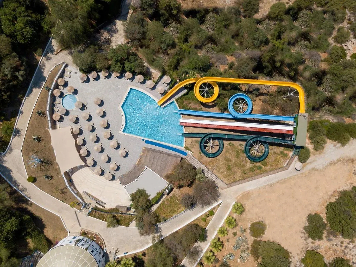 Bodrum Holiday Resort & Spa
