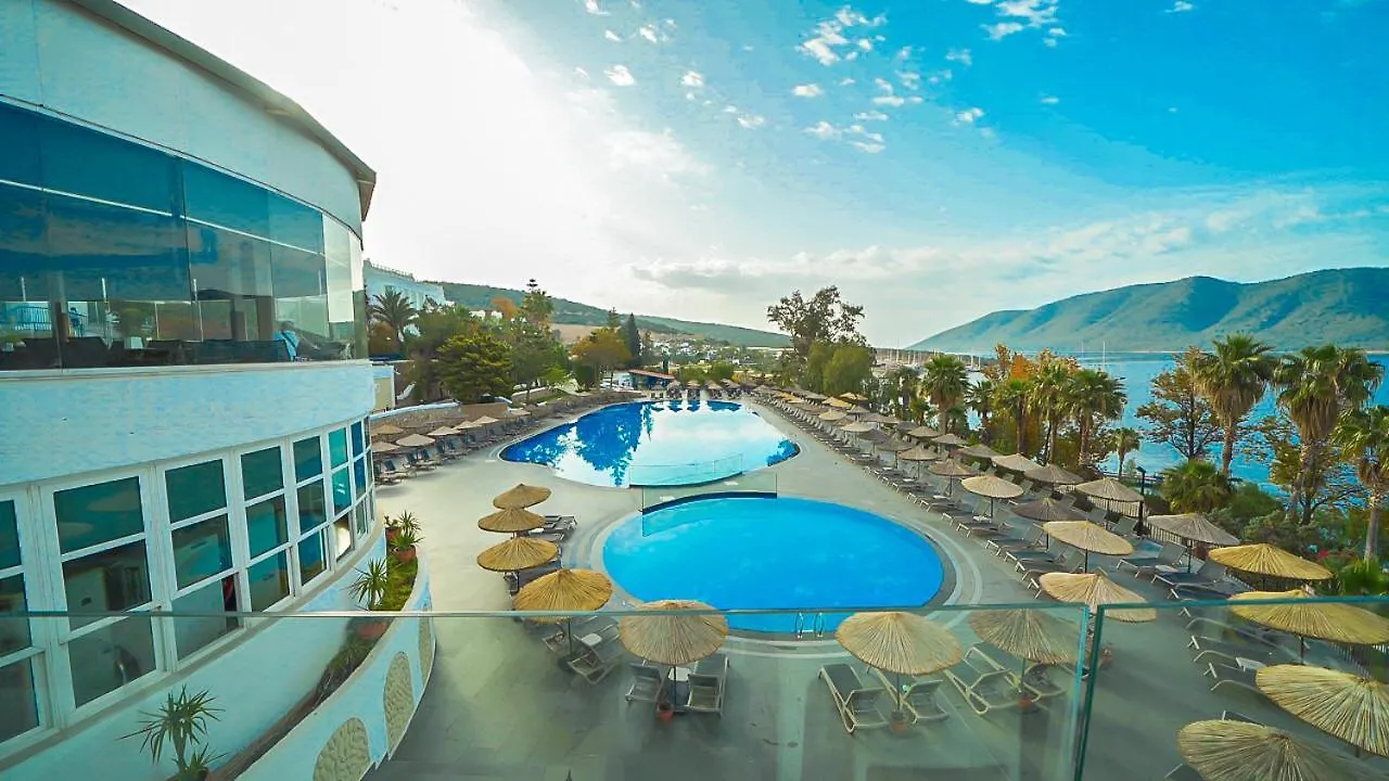 Bodrum Holiday Resort & Spa Hotel