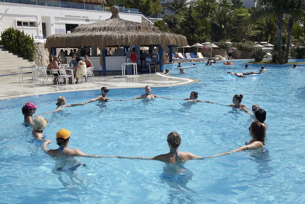 Bodrum Holiday Resort & Spa 5*,